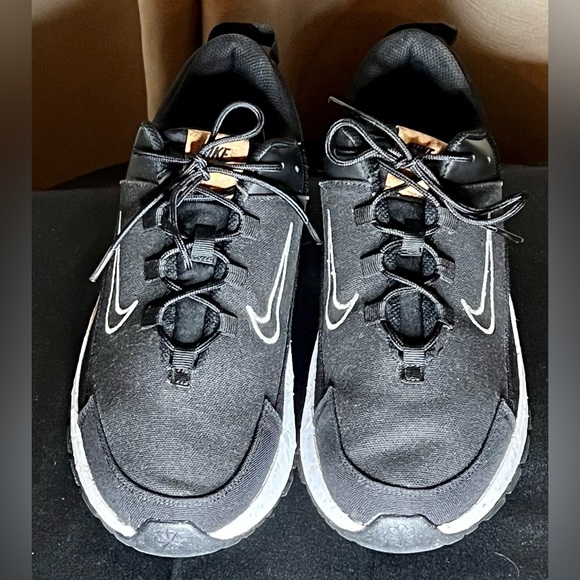 Like New worn for half a day Crater Remixa Nike sneakers for women size 11 - Picture 2 of 8